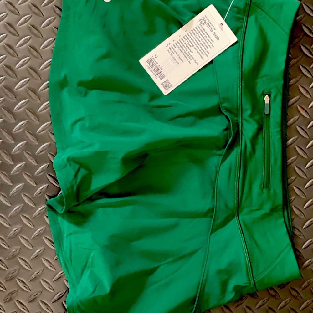 Lululemon play off the pleats skirt